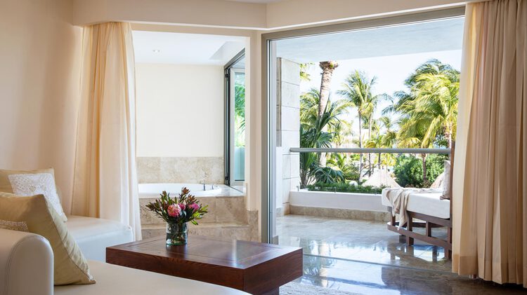 Junior Suite Spa or Pool View | Suites | Excellence Playa Mujeres