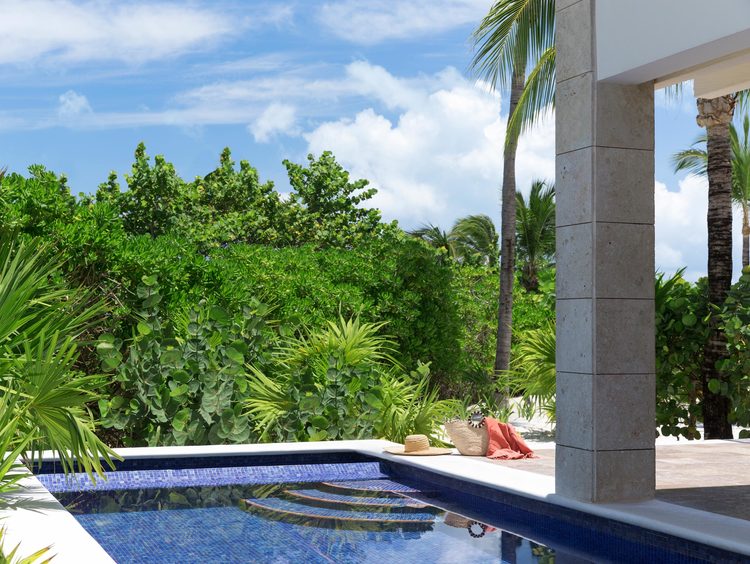 Honeymoon Suites with Private Pool and Jacuzzi in Cancun