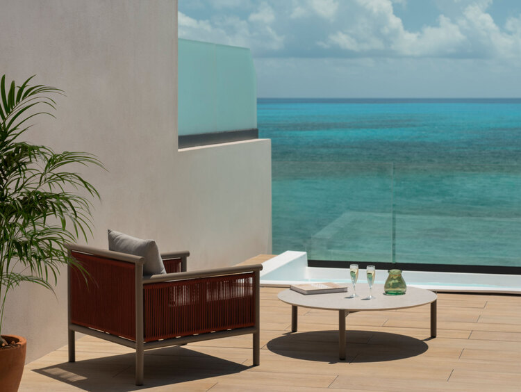 Suite de dos plantas con azotea y piscina privada