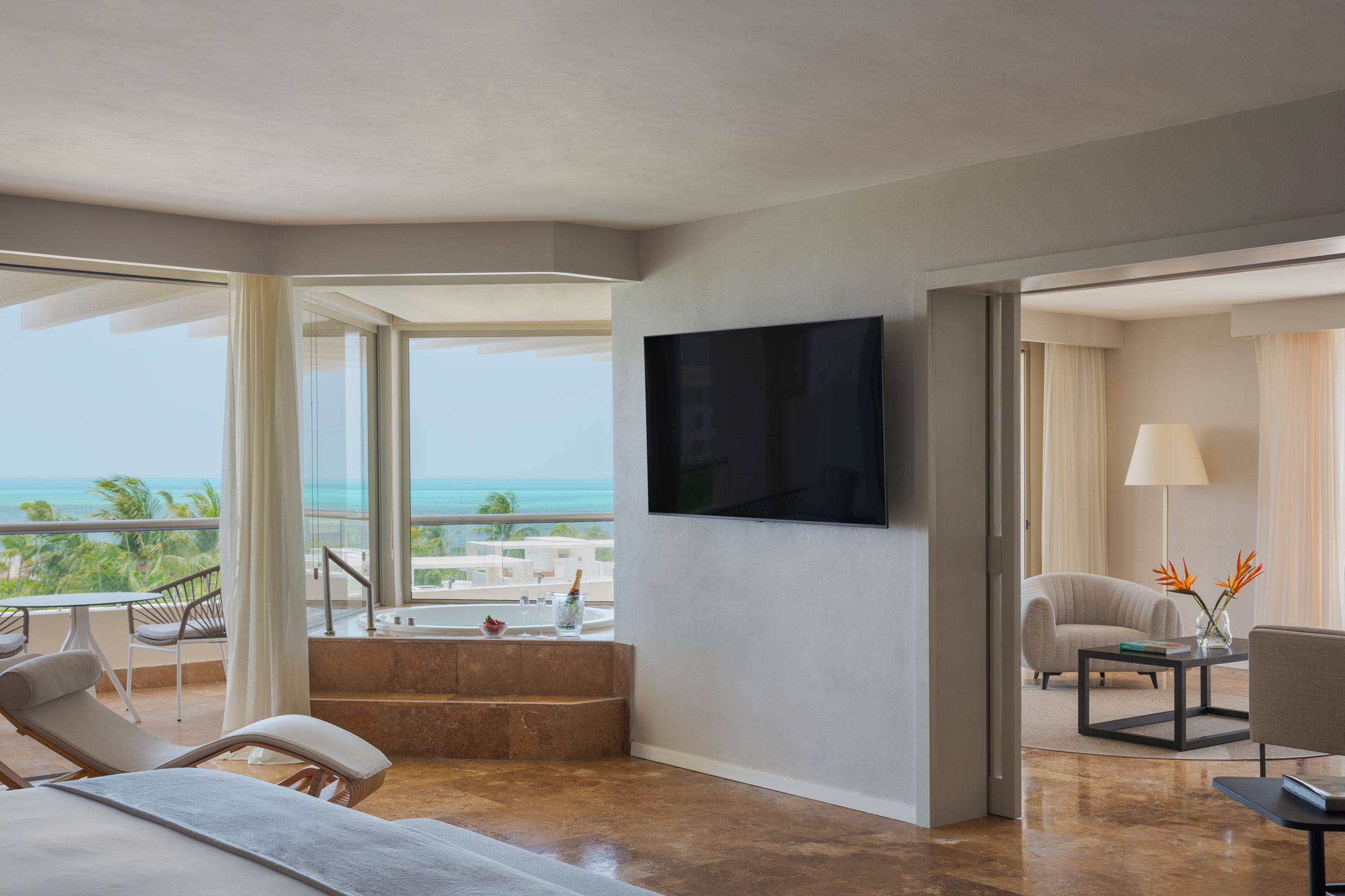 Penthouse Suite Pool in Cancun