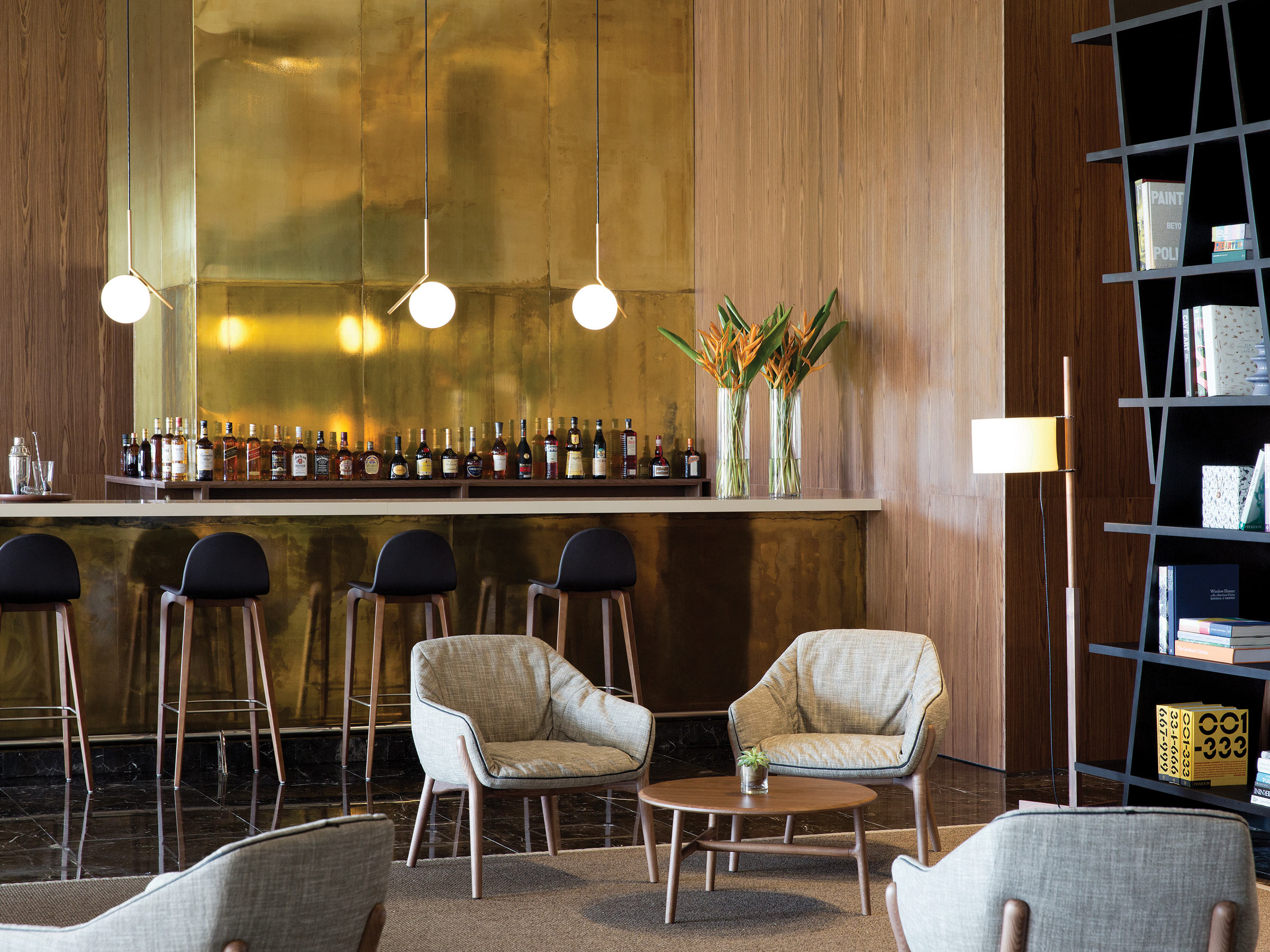 Diseño de la Sala Lounge del Bar del Excellence Club