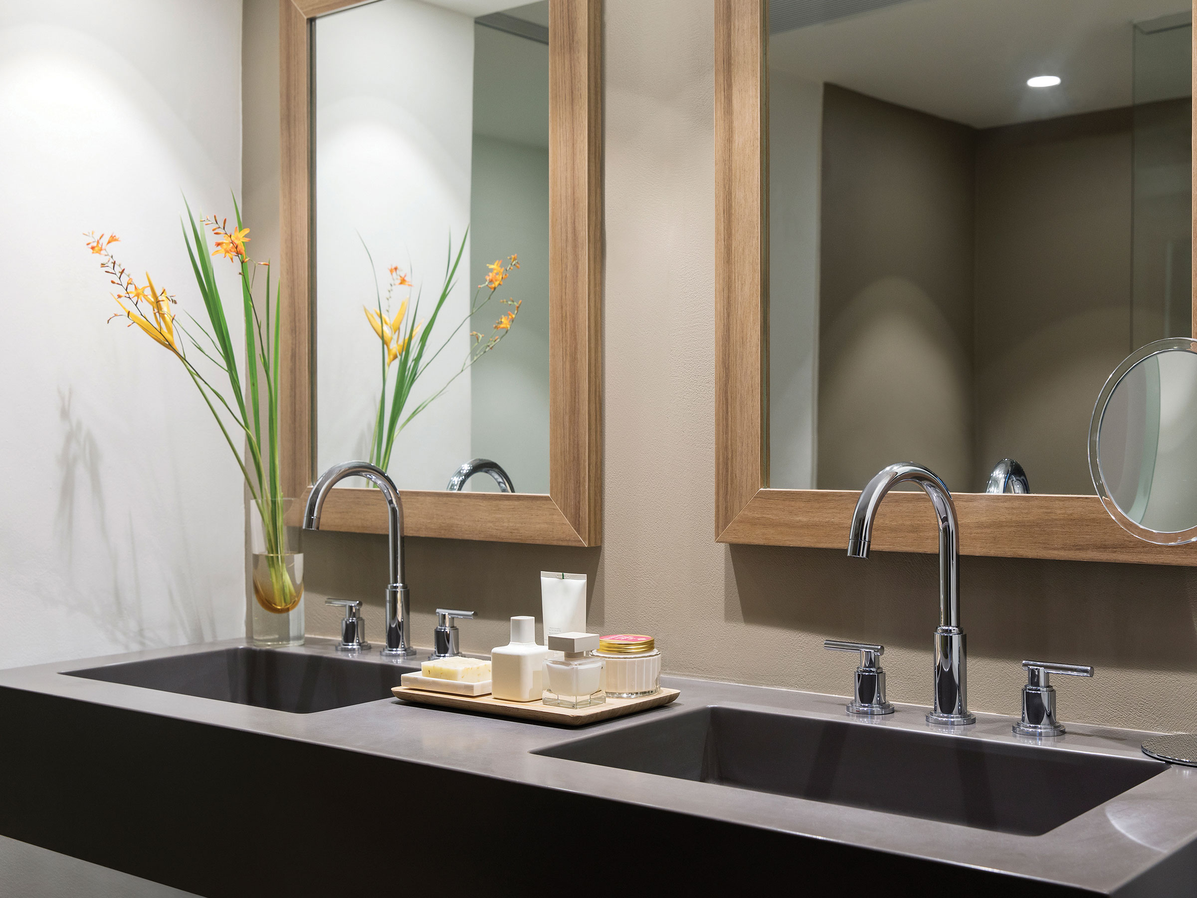 Salle de bain à concept luxueux dans notre hôtel à suites seules à Punta Cana
