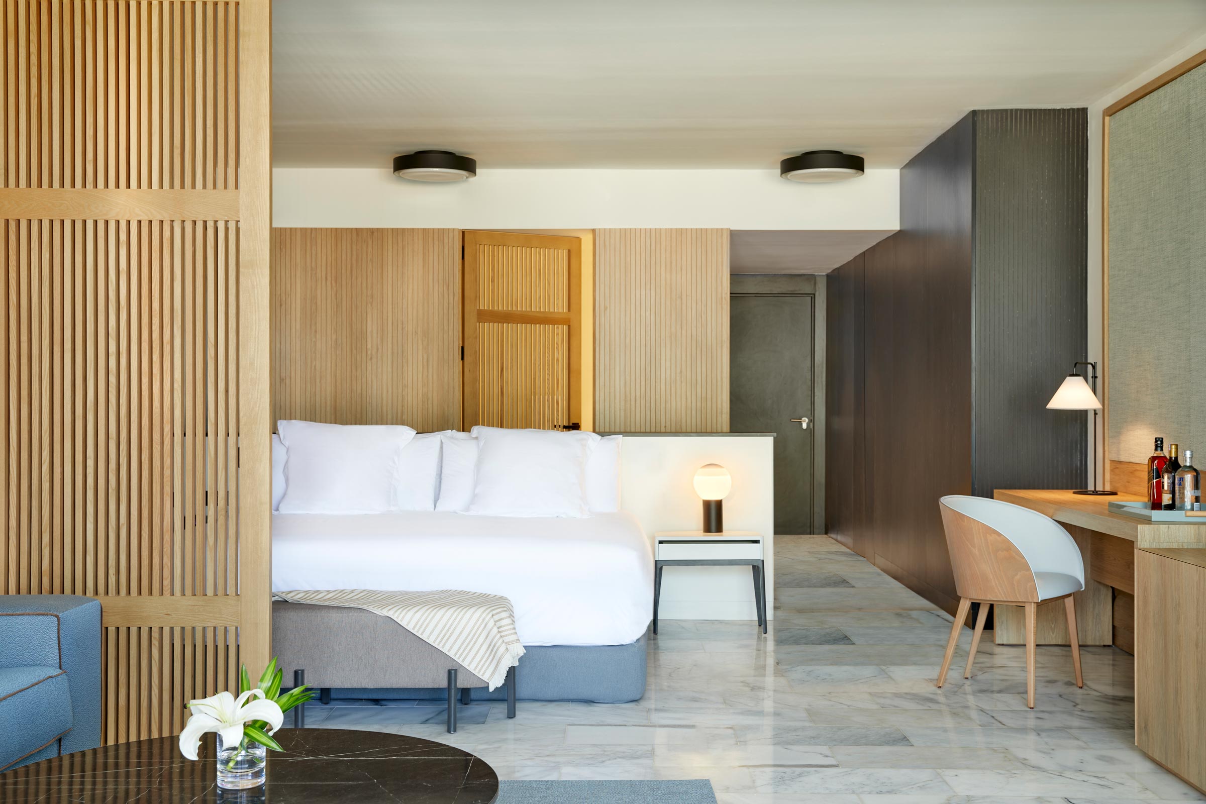 Dormitorio de la hermosa Beachfront Suite con Piscina Privada en Finest Punta Cana