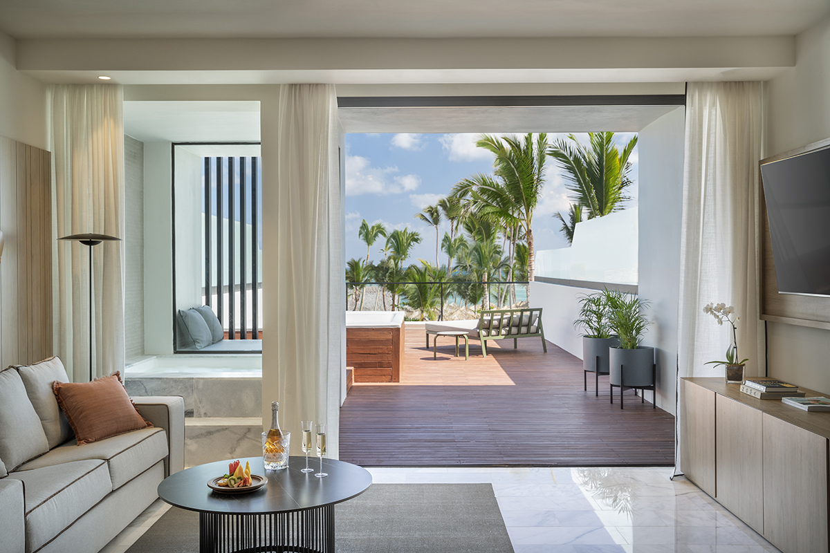 Enjoy our Excellence Club Beachfront Honeymoon Suite with Plunge Pool Garden View at Finest Punta Cana