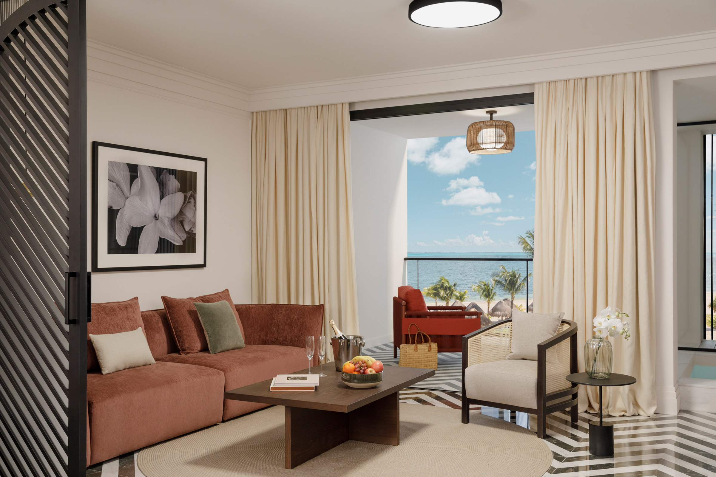 The best Beachfront honeymoon suite in Cancun